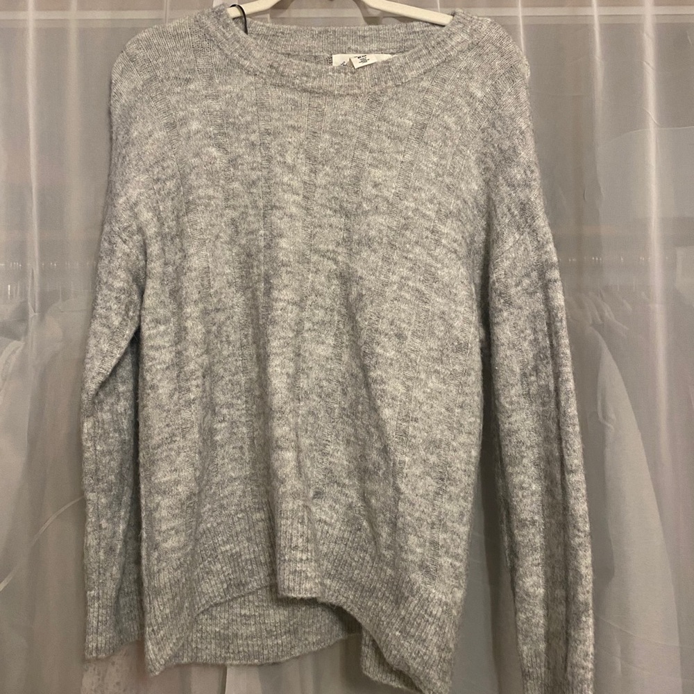 Chunk grey sweater